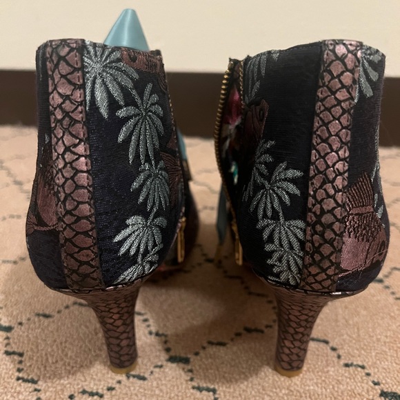 Irregular Choice black, purple and teal koi fish pattern booties - Picture 4 of 5